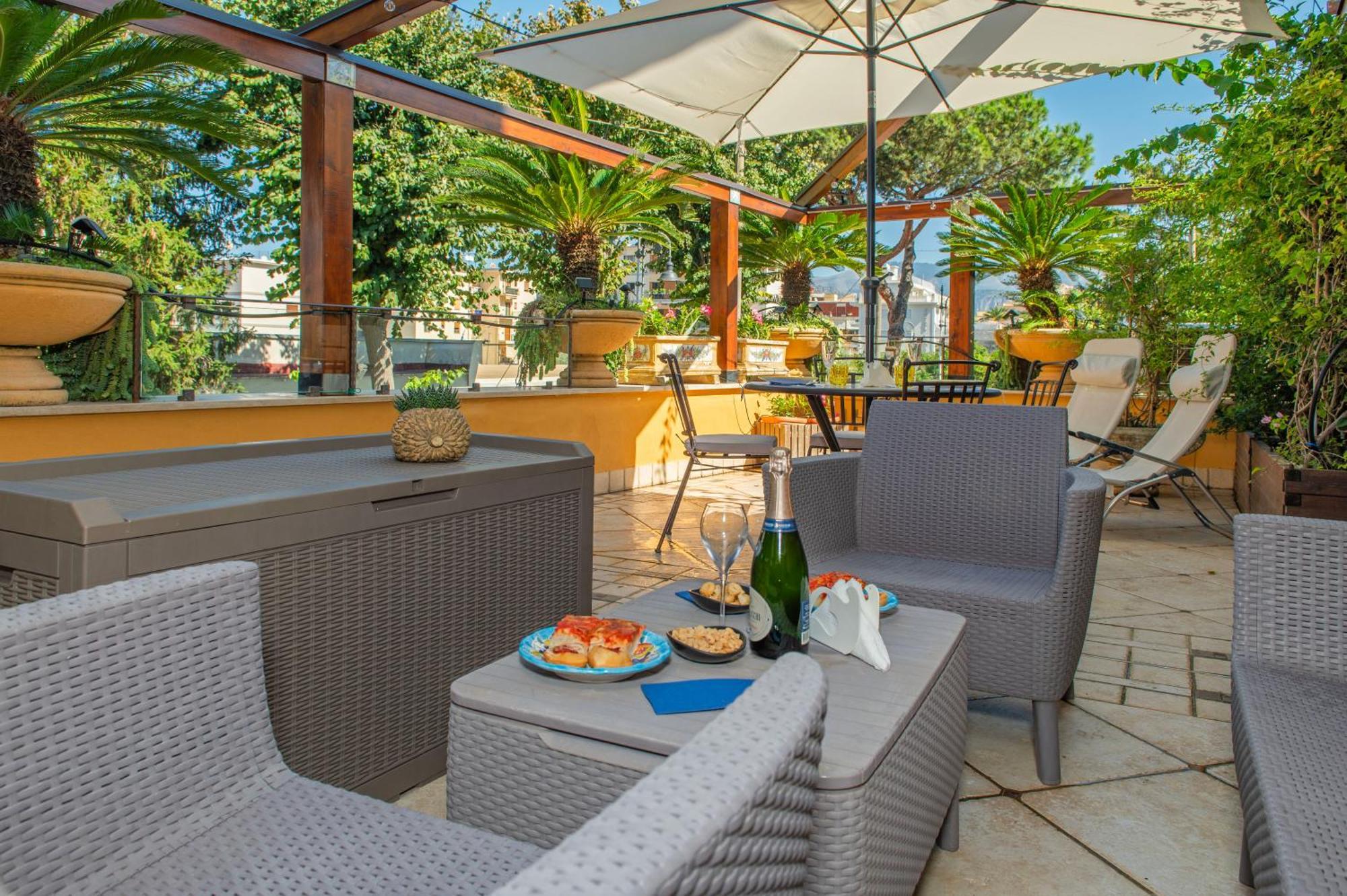 Relais Sorrento Terrace And Relax Bed & Breakfast Exterior photo