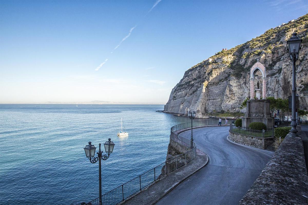 Relais Sorrento Terrace And Relax Bed & Breakfast Exterior photo